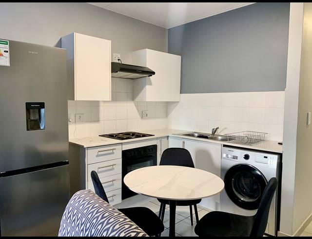 1 BEDROOM APARTMENT TO LET IN PARKLANDS